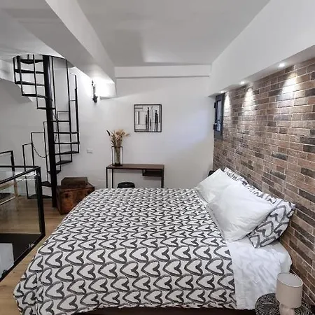 Apartament Dante *